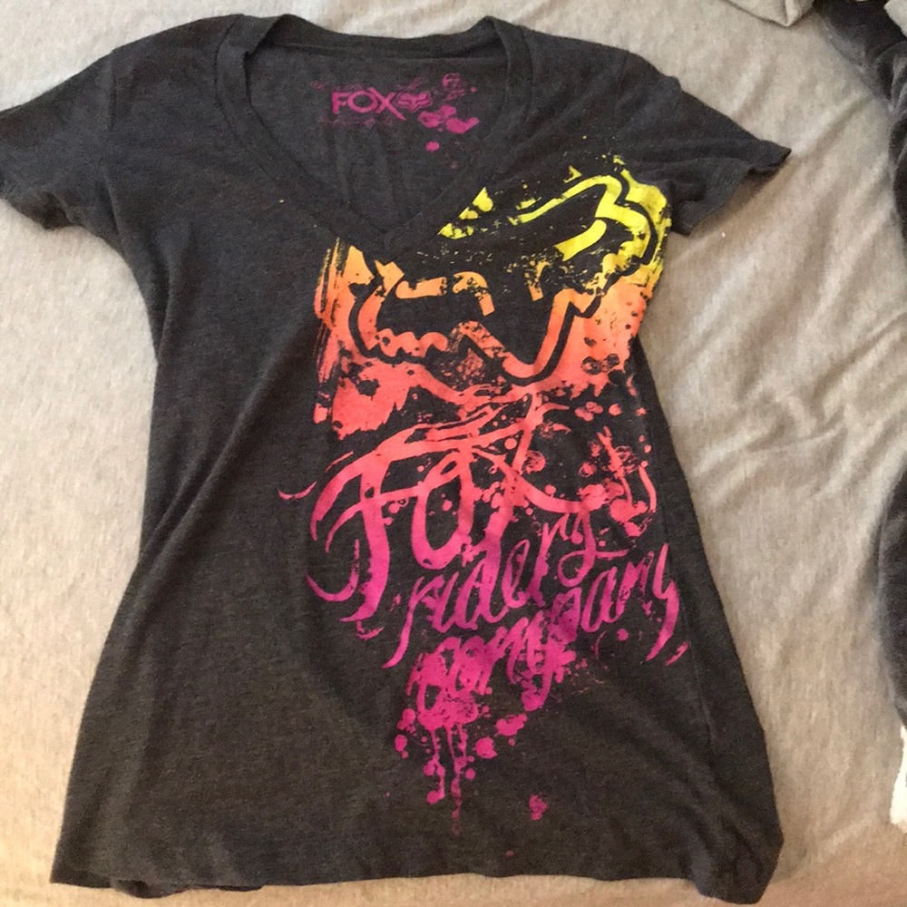 Fox Small V-Neck T-Shirt